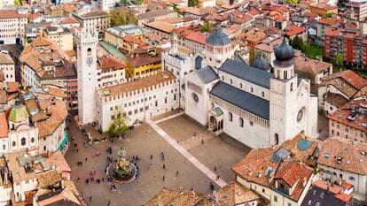 Duomo trento foto aerea